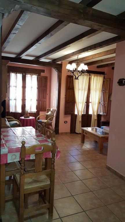 Apartamentos Rurales Tauro Кабесуэла-дель-Валье Экстерьер фото